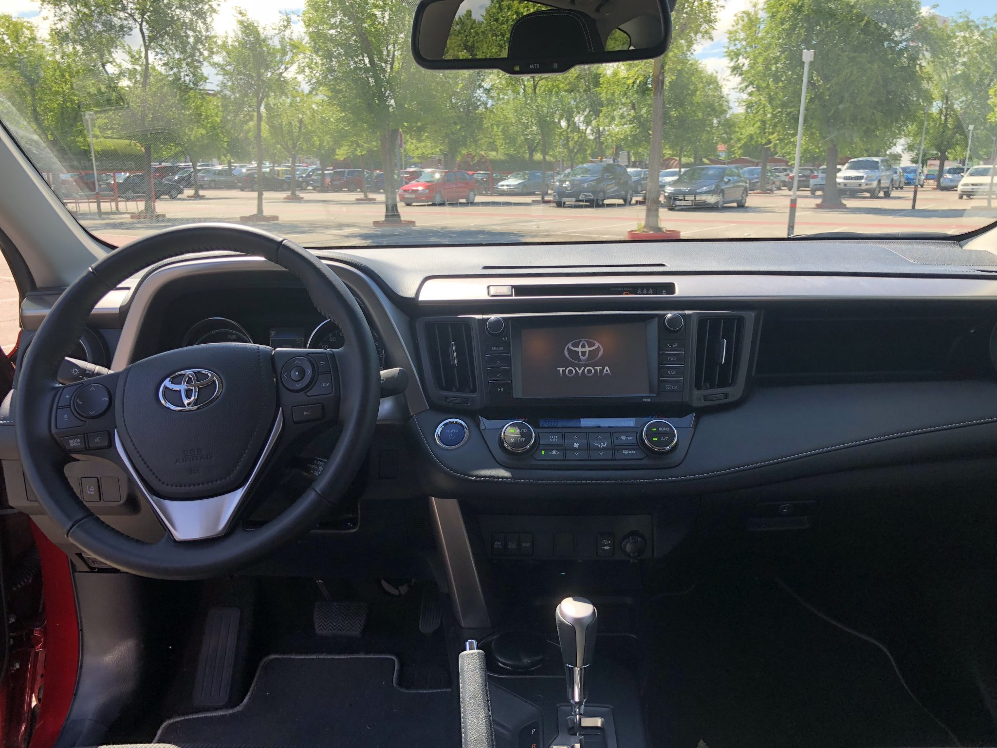 20180611 092402751 iOS - Toyota RAV4 Hybrid Advance 2WD