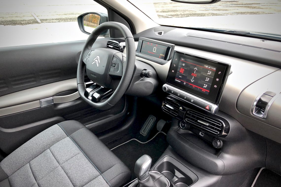 Citroën C4 Cactus Puesto de conduccio%CC%81n 1140x760 - Citroën C4 Cactus