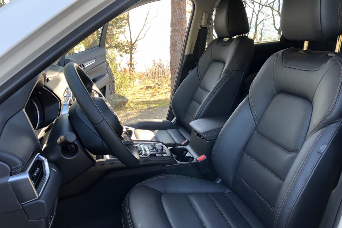 Mazda CX-5 2.0L SKYACTIV-G 165 CV 2WD MT Zenith Black Puesto de conduccio%CC%81n M CX 5 1140x760 - Mazda CX-5 2.0L SKYACTIV-G 165 CV 2WD MT Zenith Black