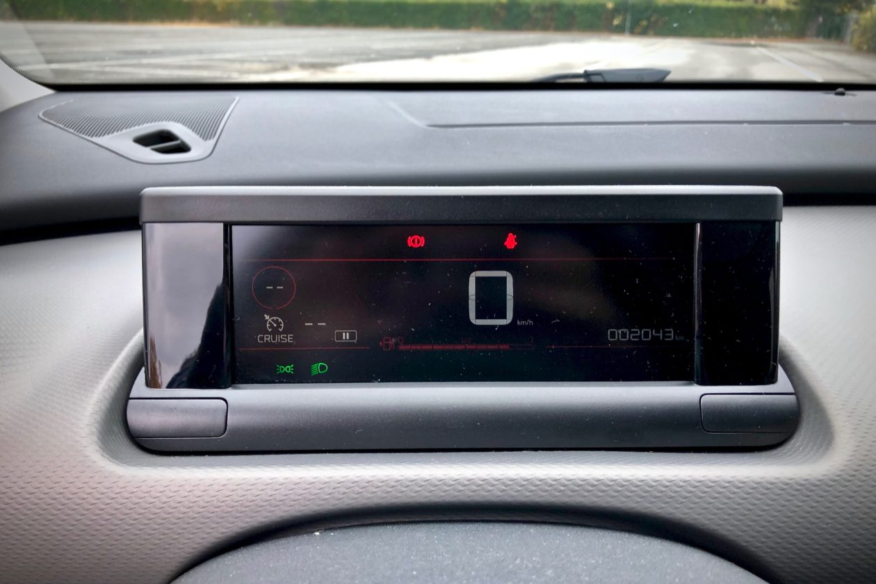 Citroën C4 Cactus Pantalla taco%CC%81metro 1260x840 - Citroën C4 Cactus