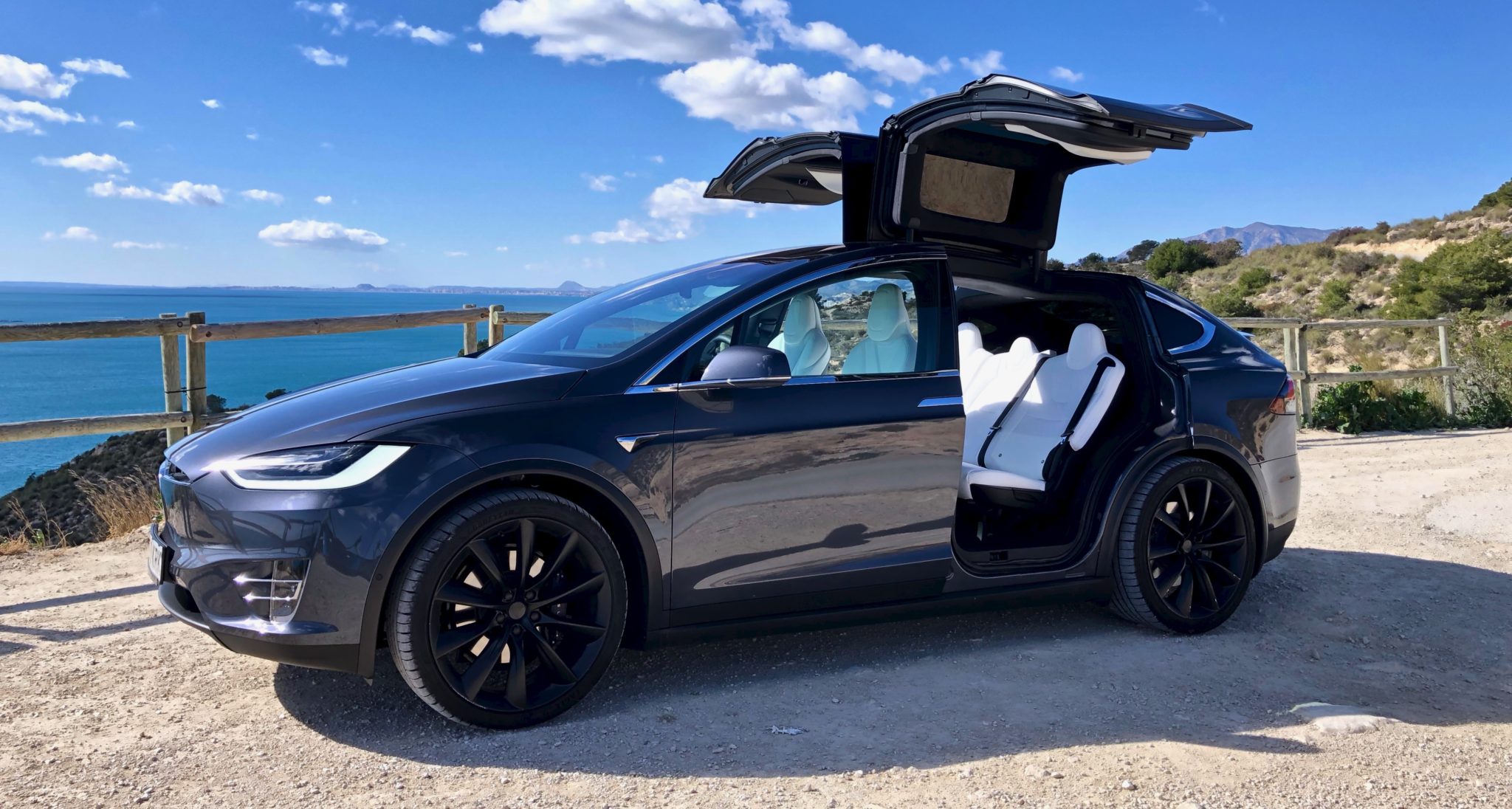 Portada Tesla Model X 100D - Tesla model X 100D: No es cualquier SUV
