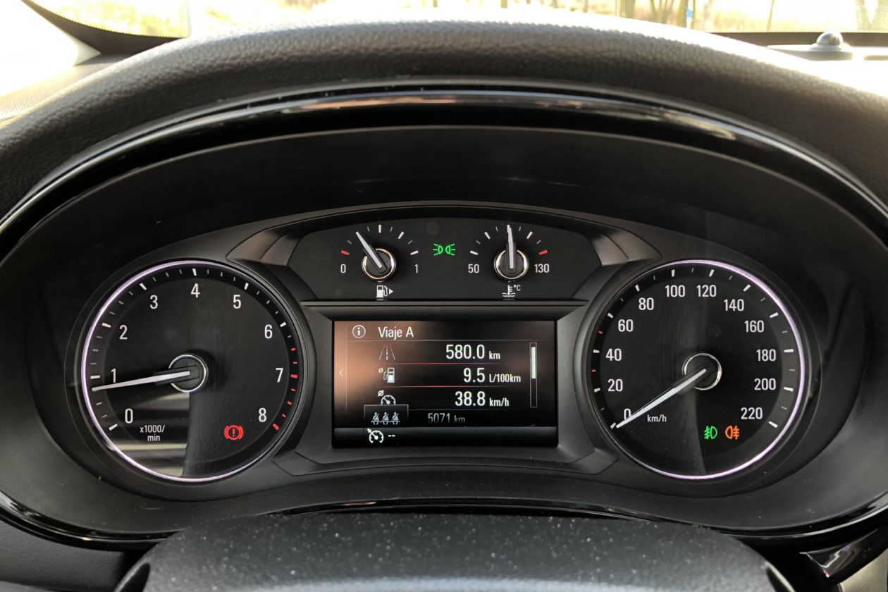 Opel Mokka X Innovation GLP Taco%CC%81metro en GLP Opel Mokka X GLP 1260x840 - Opel Mokka X Innovation GLP