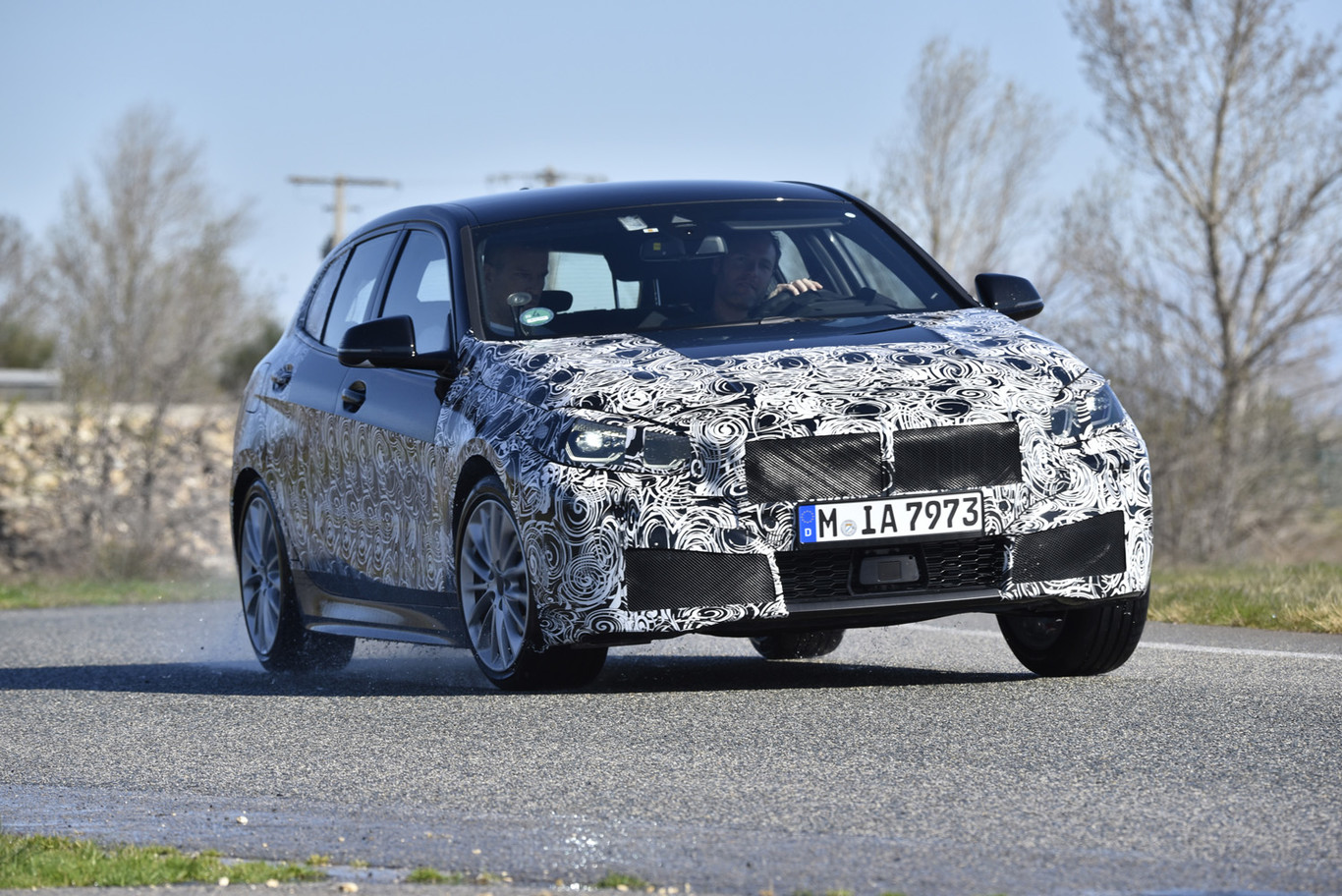 Frontal derecho BMW Serie 1 - El nuevo BMW serie 1 se deja ver camuflado