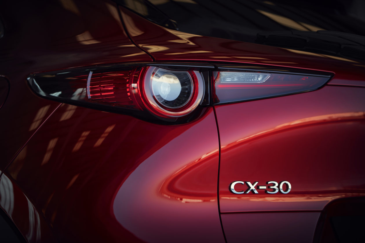 Mazda CX 30 at 2019GIMS 15 1260x840 - Mazda completa su gama con el nuevo Mazda CX-30