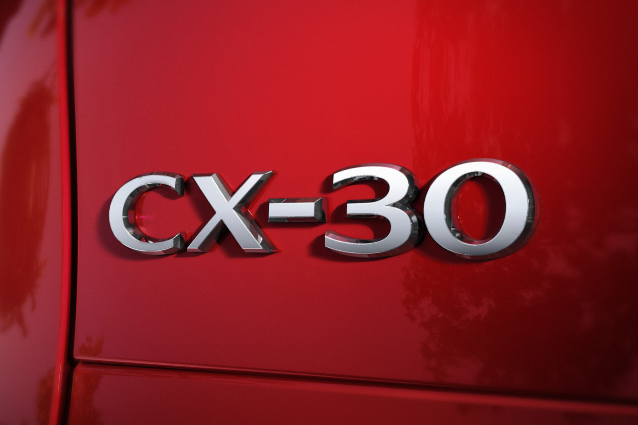 Mazda CX 30 at 2019GIMS 16 1260x840 - Mazda completa su gama con el nuevo Mazda CX-30