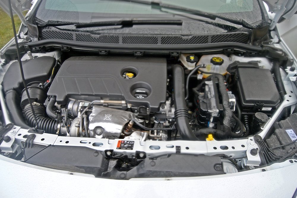 Motor Opel Astra GSI Line - Opel Astra 1.6 Turbo GSI Line