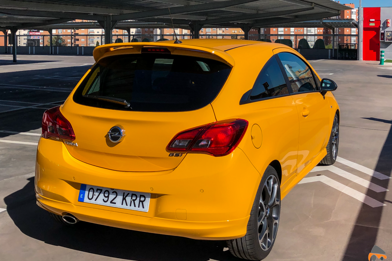 Trasera derecha Opel Corsa GSI 1260x840 - Opel Corsa GSi: un juguete para pasarlo bien