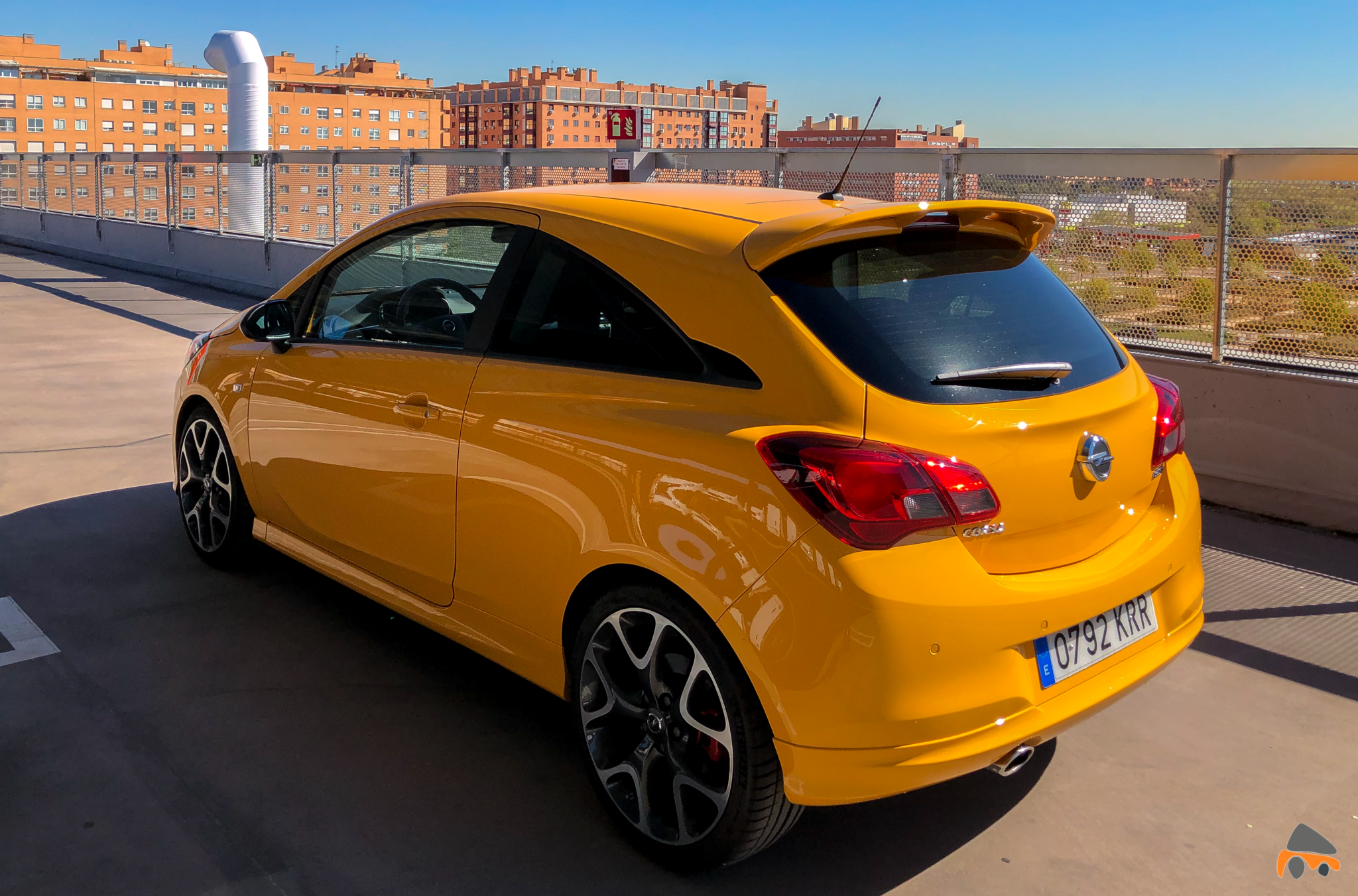 Trasera izquierda Opel Corsa GSI - Opel Corsa GSi: un juguete para pasarlo bien