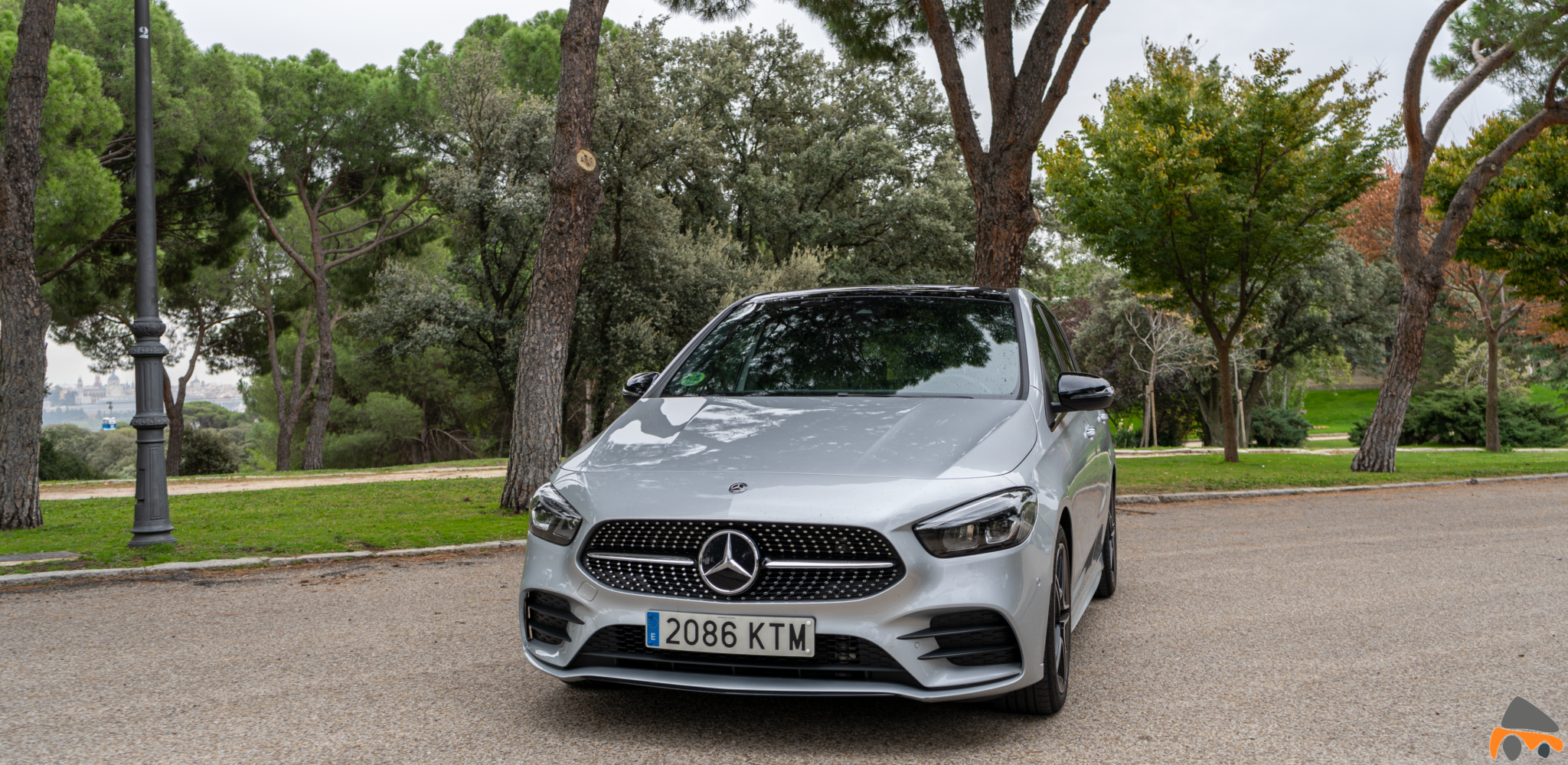 Frontal izquierdo Mercedes Clase B 200d AMG Line