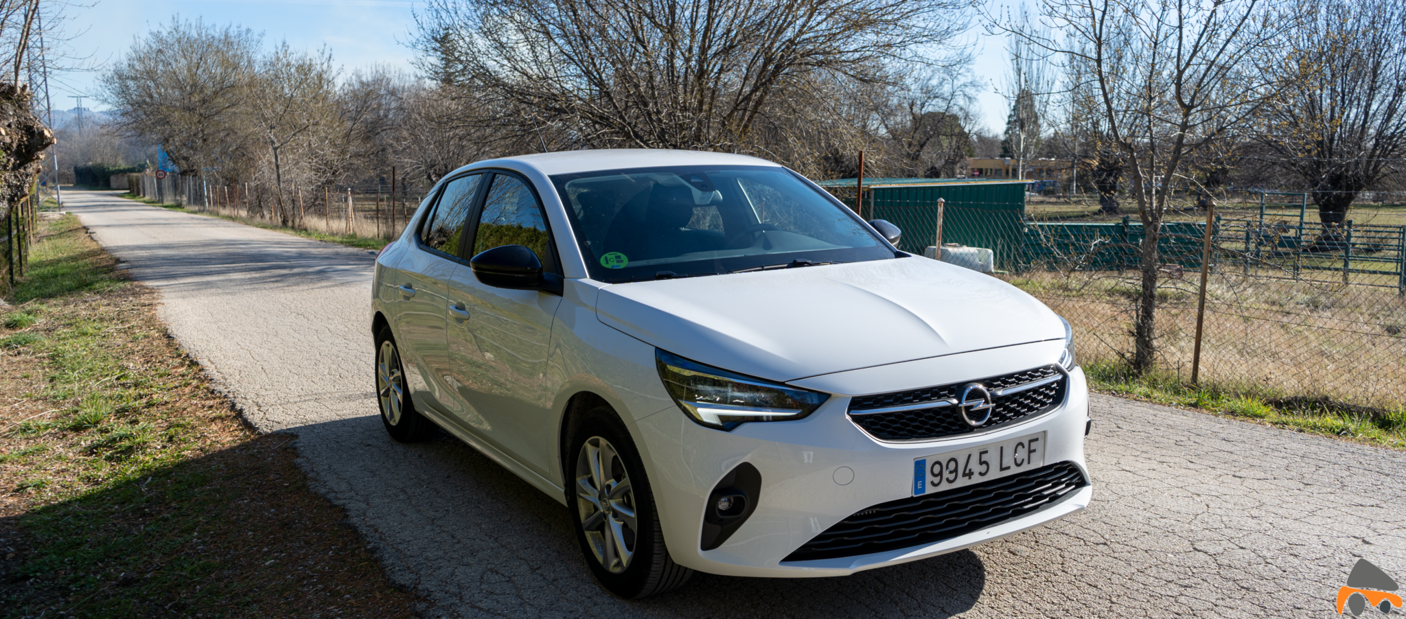 Frontal lateral izquierdo 2 Opel Corsa Edition 2020 - Opel Corsa 2020: Un utilitario para tenerlo muy en cuenta