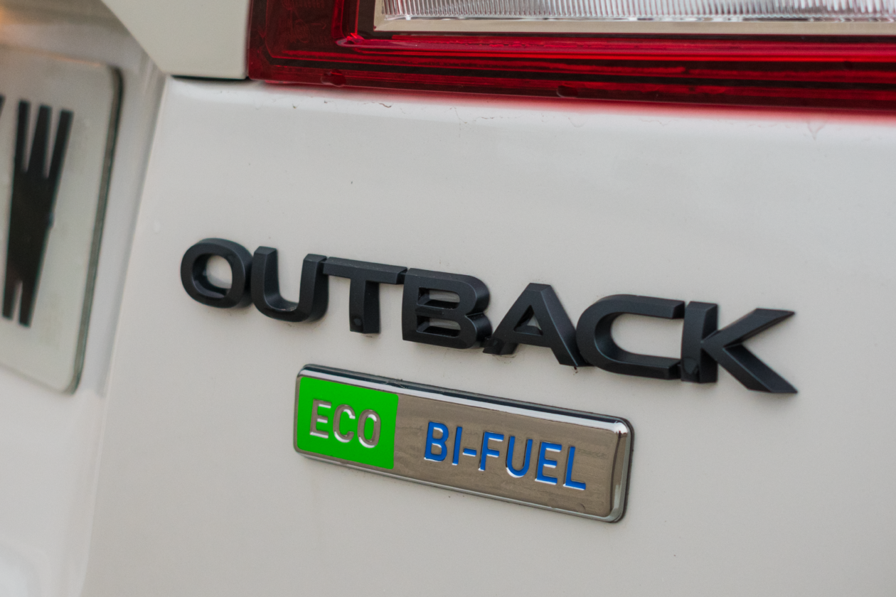 Logo Bi Fuel GLP Subaru Outback Black Edition GLP 1260x840 - Subaru Outback Black Edition GLP: Un familiar diseñado para el confort y las excursiones