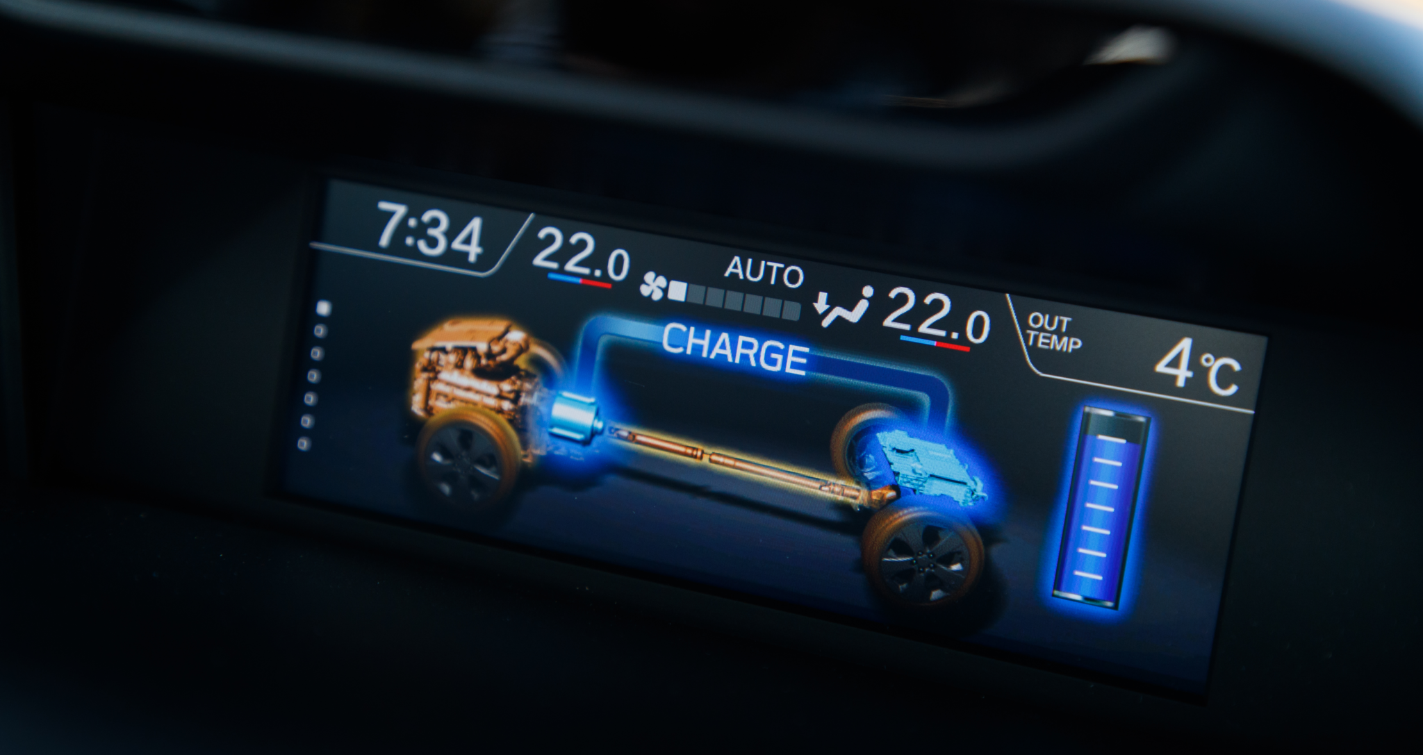 Pantalla Superior Subaru XV Hybrid - Prueba Subaru XV Eco Hybrid 2020: Un SUV híbrido, económico y con grandes cualidades off-road
