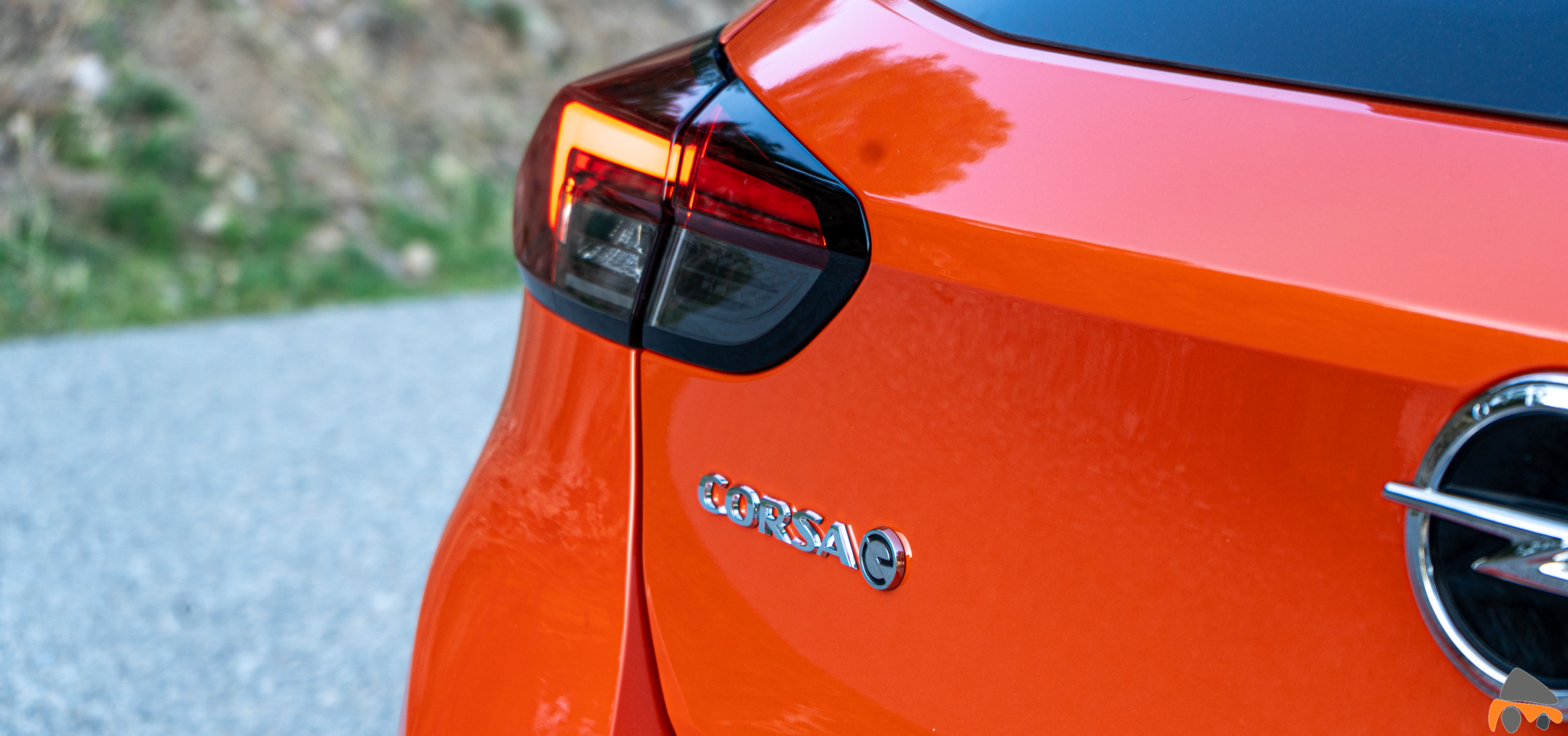 Logo corsa e Opel Corsa e - Prueba Opel Corsa-e 2020: El primer coche eléctrico de Opel tiene 136 CV y 280 km reales de autonomía