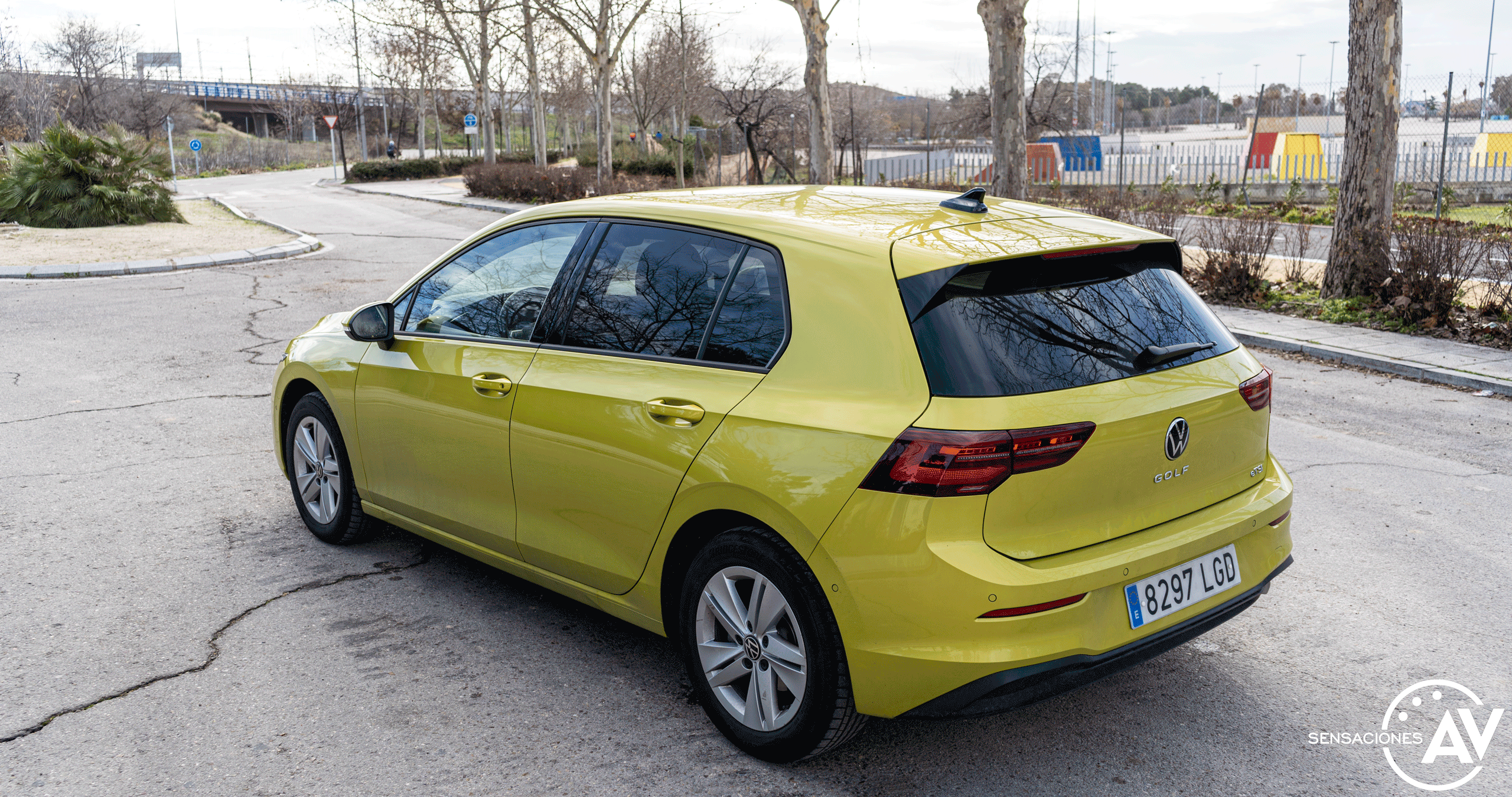 Trasera lateral izquierdo Volkswagen Golf 8 1.5 eTSI 150 CV