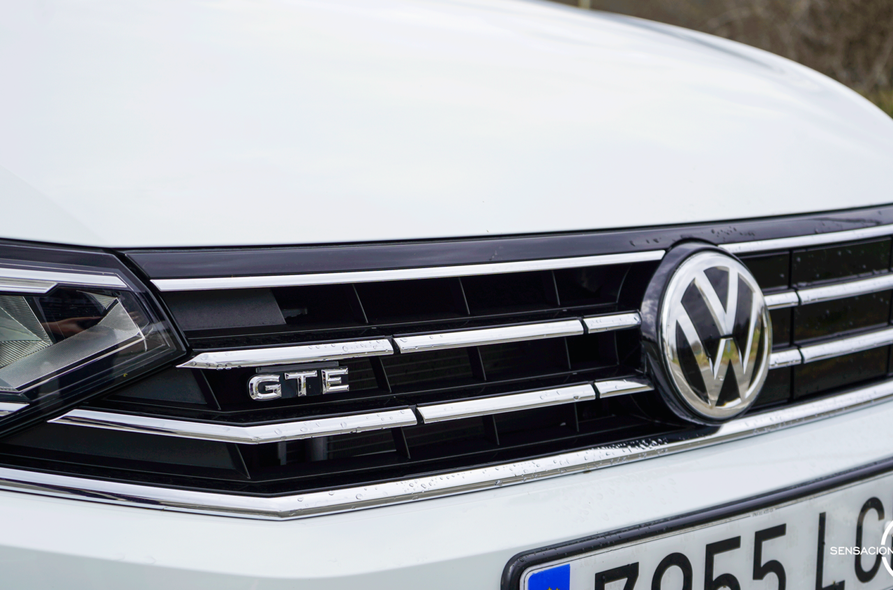 Logo GTE Volkswagen Passat GTE 1280x845 - Prueba Volkswagen Passat GTE 2021: Un coche casi perfecto en peligro de extinción