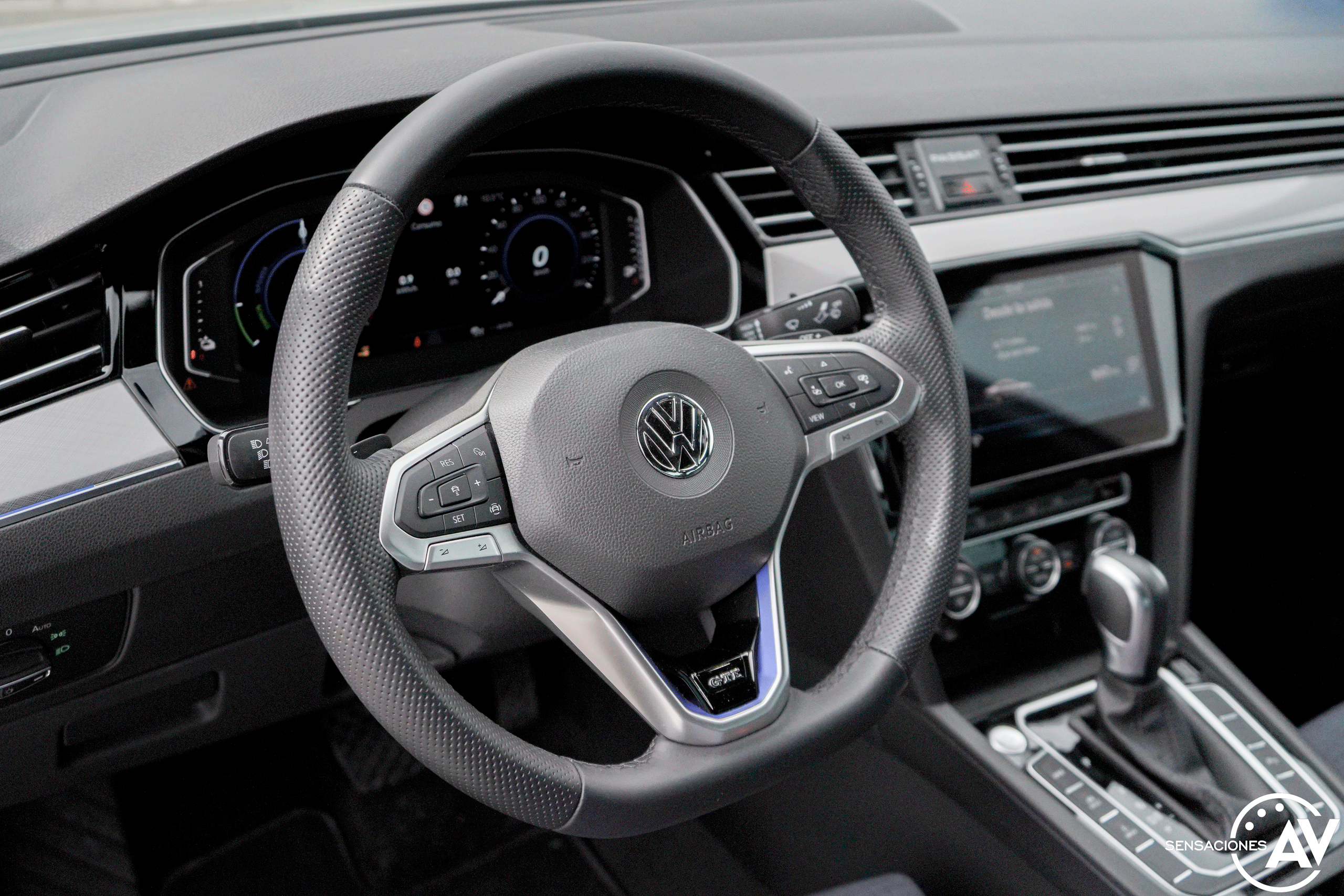 Puesto de conduccion Volkswagen Passat GTE