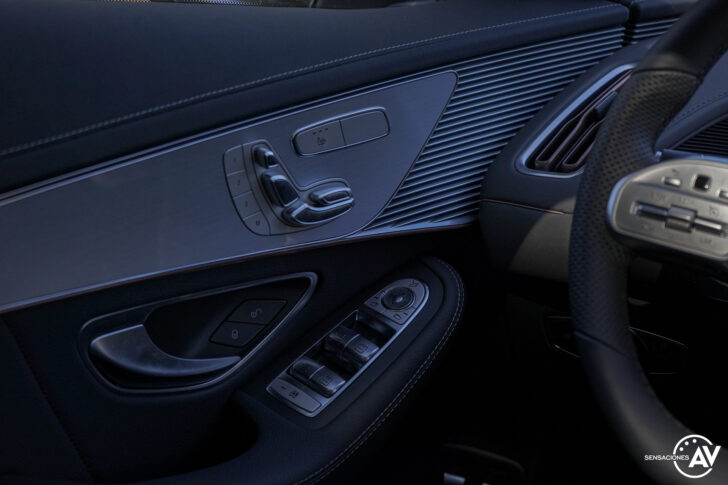 Mandos puertas Mercedes EQC 728x485 - Prueba Mercedes-Benz EQC 400 4Matic: El SUV eléctrico de Mercedes que destaca por su confort y por su tecnología