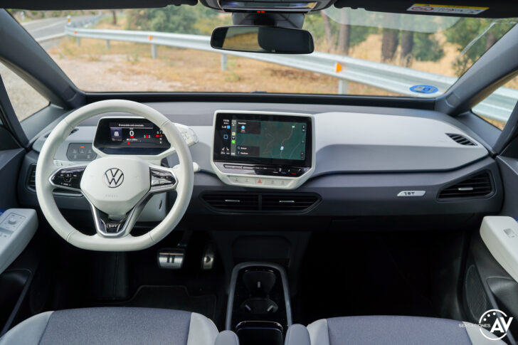 Salpicadero vista frontal Volkswagen ID3 728x485 - Prueba Volkswagen ID.3 Pro 2021: Una nueva era eléctrica