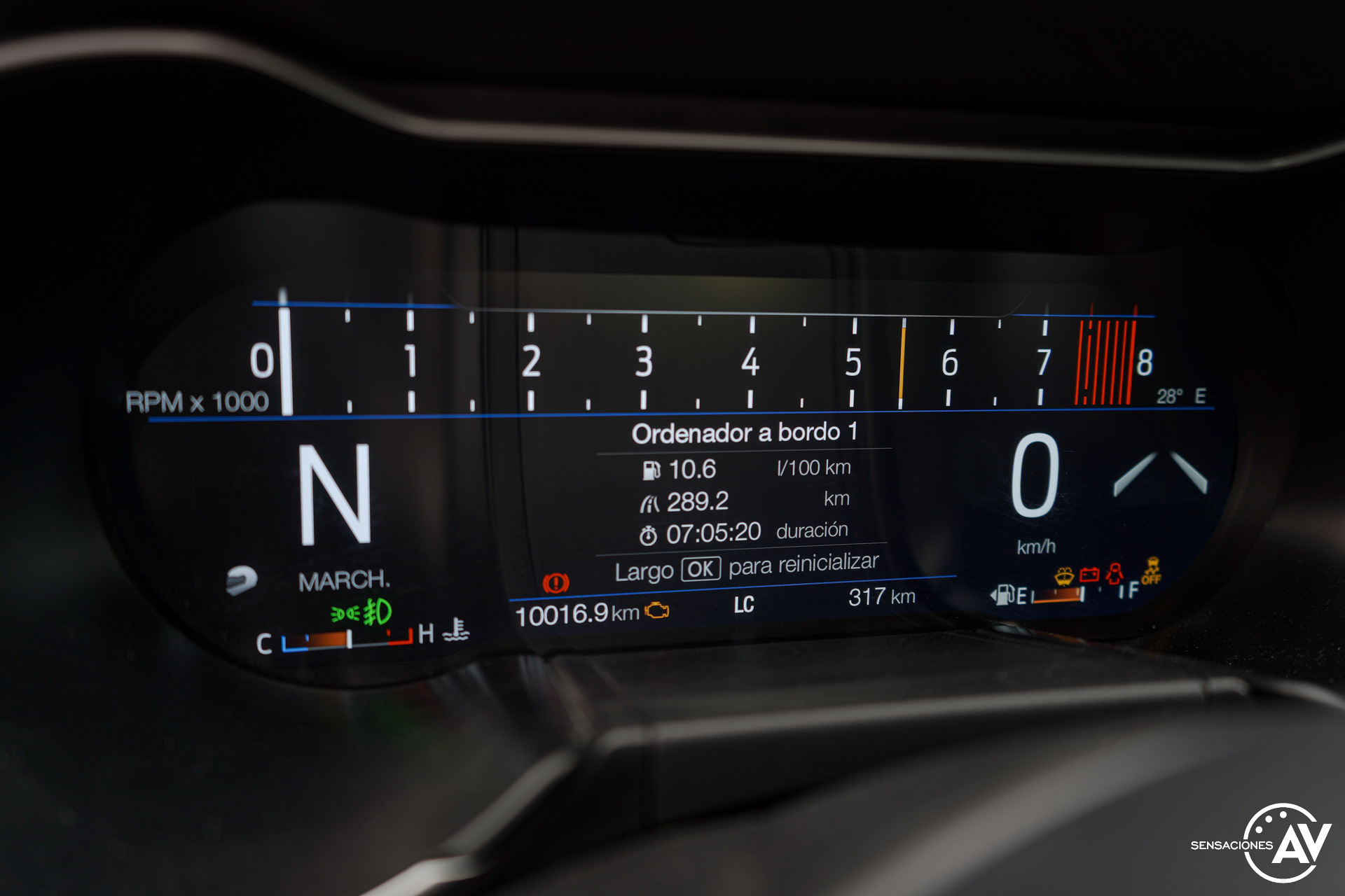 Tacometro en modo circuito Ford Mustang GT Fastback 2021