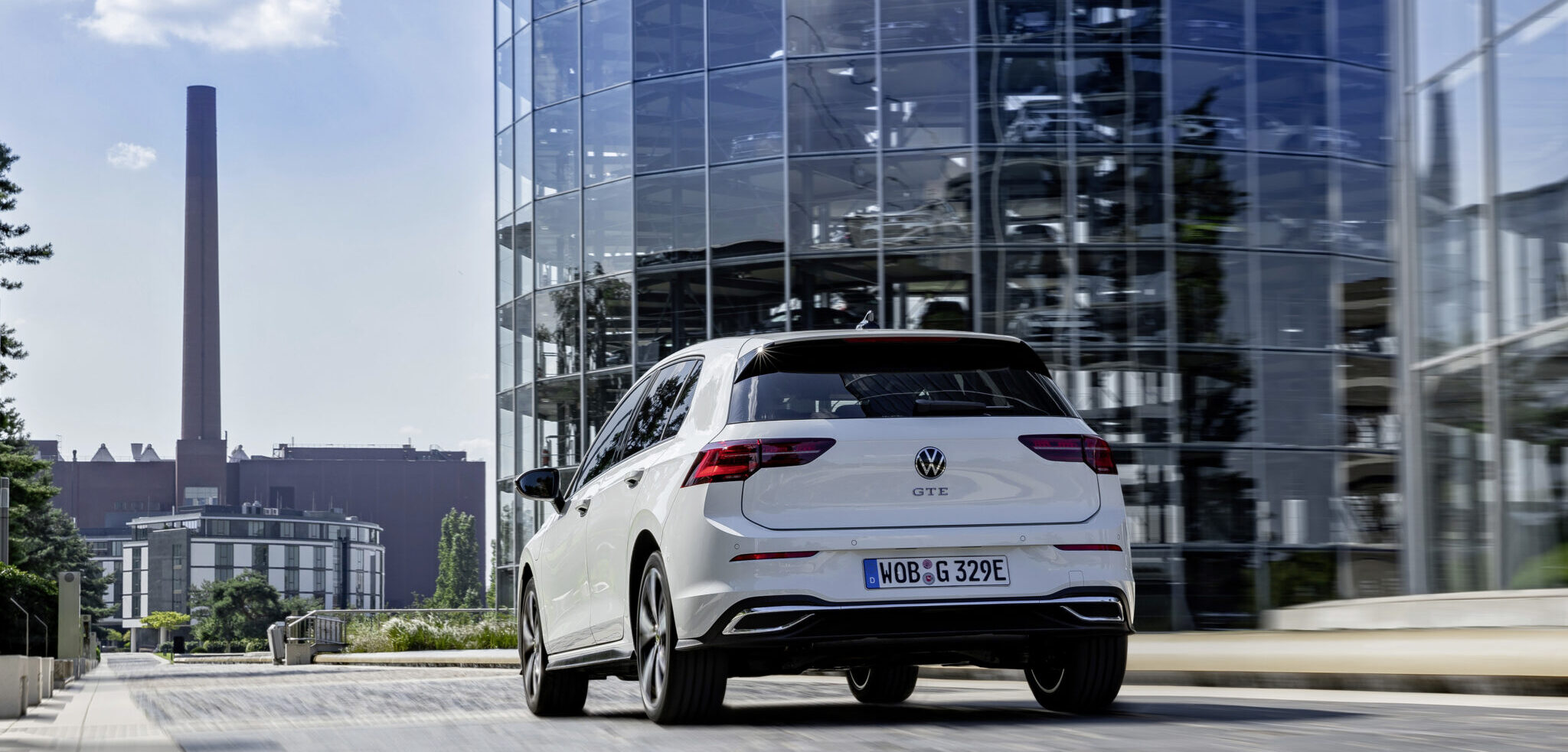 Trasera izquierda Volkswagen Golf GTE 2021