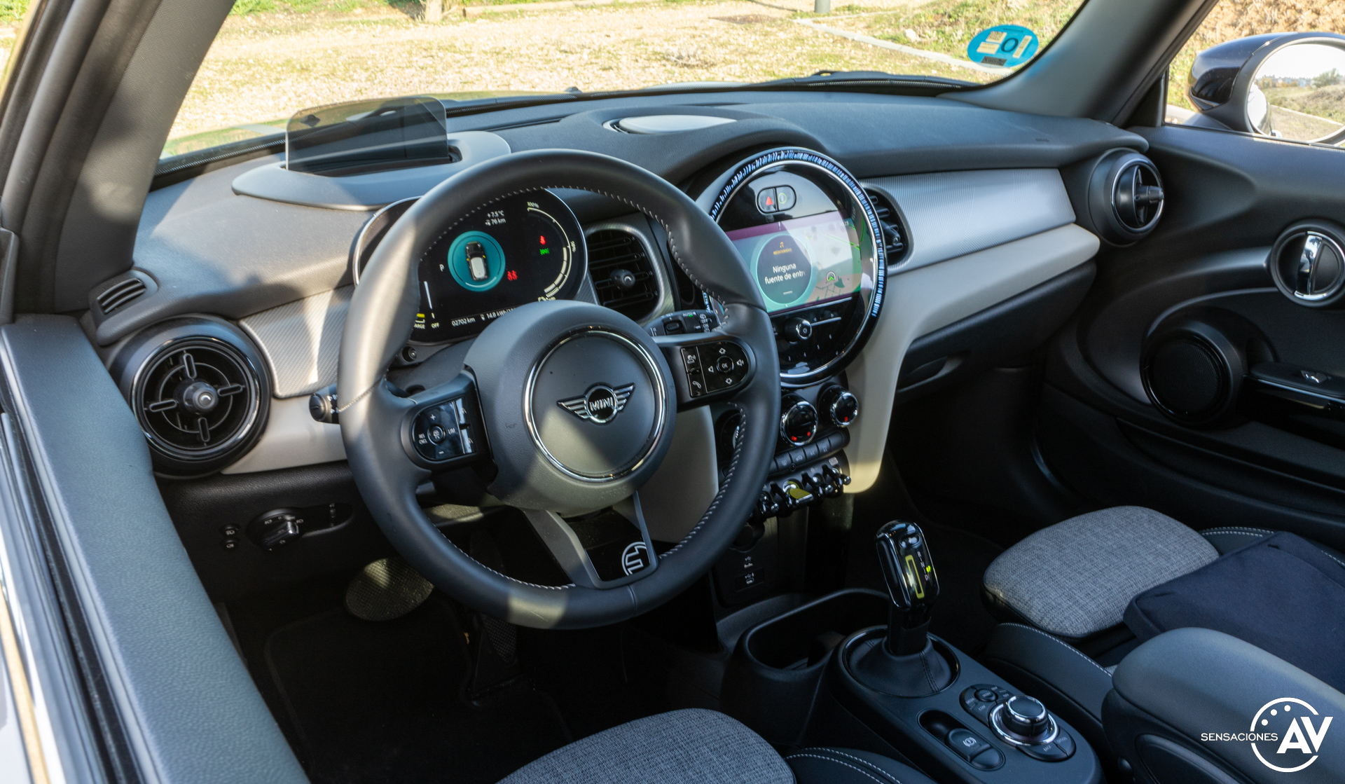 Salpicadero vista delantera izquierda 2 Mini Cooper SE - Prueba MINI Cooper SE 2021: 100% MINI, 100% eléctrico