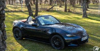 Prueba Mazda MX-5 2.0 Skyactiv-G 184 CV Blue & RED Edition: El rey de los descapotables